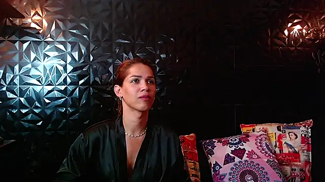 Snapshot of PINK__LOLA1 chatting on November 29, 2025, 1:06 am PINK LOLA1 online show from November 29, 2025, 1:06 am