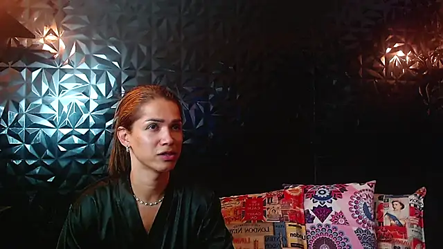 Snapshot of PINK__LOLA1 chatting on November 15, 2025, 11:09 pm PINK LOLA1 online show from November 15, 2025, 11:09 pm