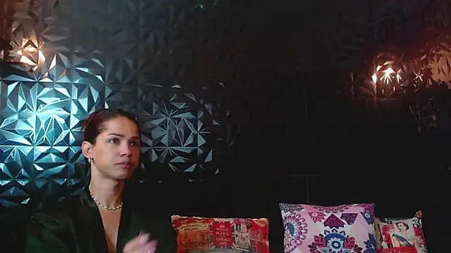 Snapshot of PINK__LOLA1 chatting on October 29, 2025, 9:03 pm PINK LOLA1 online show from October 29, 2025, 9:03 pm