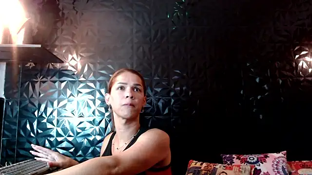 Snapshot of PINK__LOLA1 chatting on February 10, 2026, 11:42 am PINK LOLA1 online show from February 10, 2026, 11:42 am