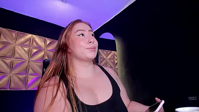 Snapshot of hannamartinn chatting on September 22, 2025, 4:24 pm hannamartinn online show from September 22, 2025, 4:24 pm