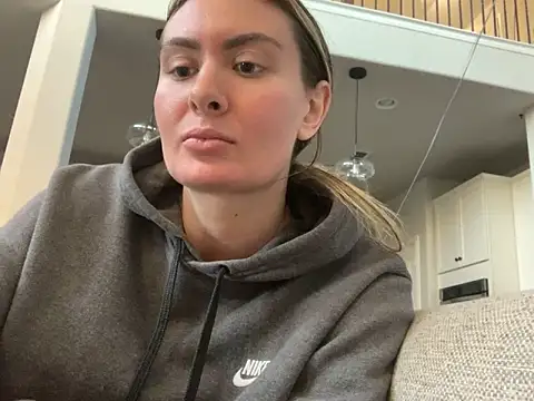 Alyssa rhoades online show from January 19, 2025, 11:10 pm