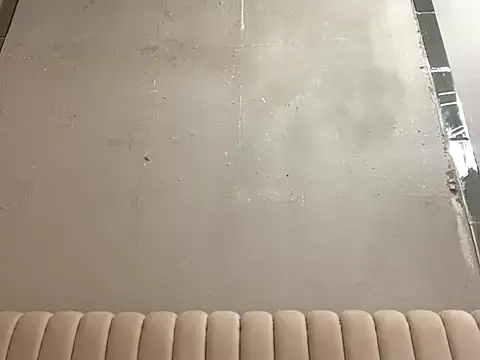 Alyssa rhoades online show from December 17, 2025, 9:09 pm