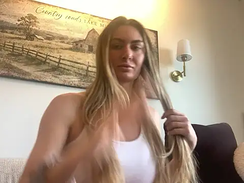 Snapshot of Alyssa_rhoades chatting on June 2, 2026, 3:12 pm Alyssa rhoades online show from June 2, 2026, 3:12 pm