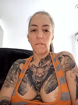 Snapshot of vamporasuccubus19777 chatting on January 18, 2026, 5:16 pm vamporasuccubus19777 online show from January 18, 2026, 5:16 pm