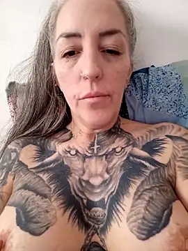 Snapshot of vamporasuccubus19777 chatting on June 16, 2026, 2:06 pm vamporasuccubus19777 online show from June 16, 2026, 2:06 pm