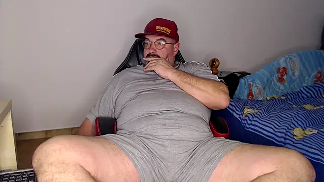 Snapshot of fraboys chatting on February 19, 2026, 5:10 pm fraboys online show from February 19, 2026, 5:10 pm