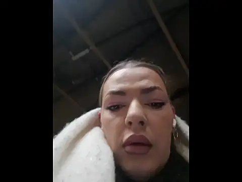 Dirtyfeelin online show from February 18, 2026, 10:01 am