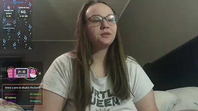 Snapshot of ZeTurtleMaster chatting on November 18, 2025, 3:32 am ZeTurtleMaster online show from November 18, 2025, 3:32 am