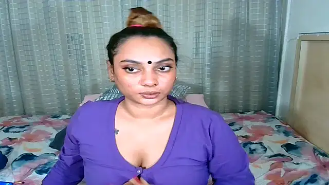 sexyindianchic online show from November 18, 2025, 7:39 pm