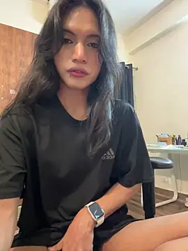 DarlingJenny22 online show from June 2, 2026, 8:42 pm