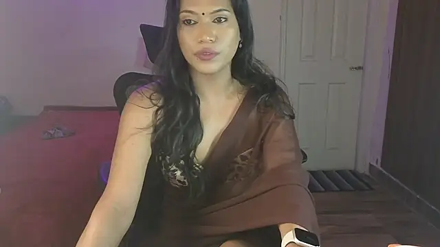 DarlingJenny22 online show from November 3, 2025, 8:34 pm