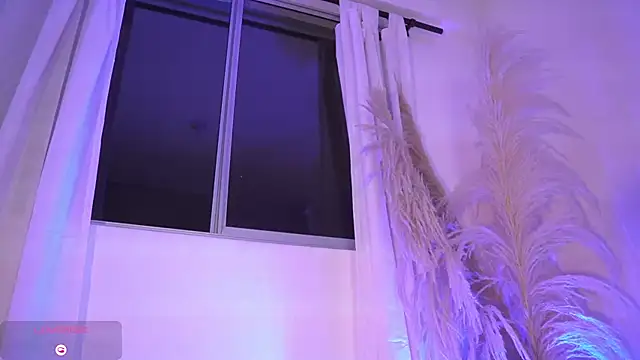 Anavi  online show from December 18, 2025, 11:30 pm