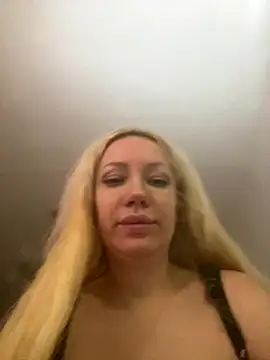 SofiaJoy online show from October 29, 2025, 2:27 pm