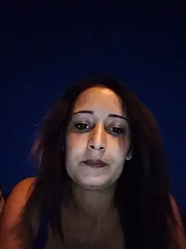 Snapshot of Alina03210 chatting on July 13, 2026, 7:35 pm Alina03210 online show from July 13, 2026, 7:35 pm