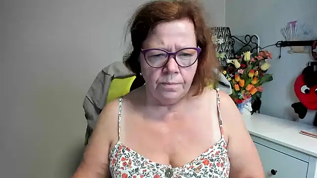 Adelewildx online show from June 5, 2026, 2:16 am