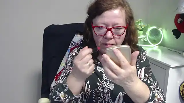 Adelewildx online show from March 20, 2025, 5:02 am