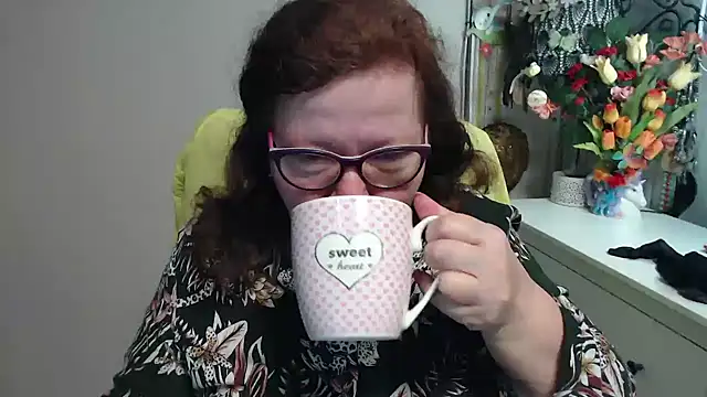 Adelewildx online show from February 10, 2026, 4:00 am