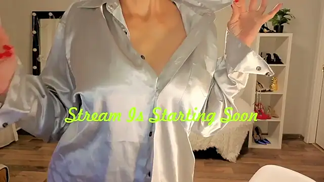 CaringSophie online show from January 14, 2026, 4:21 pm