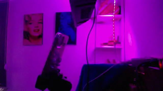 shellsy hans online show from September 12, 2025, 1:39 am