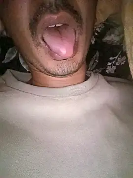 dreamtoungelick69 online show from January 8, 2026, 6:25 pm