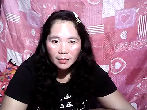 hotpusie 4u online show from March 27, 2026, 1:23 pm