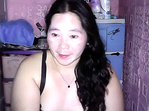 hotpusie 4u online show from March 3, 2026, 4:36 pm