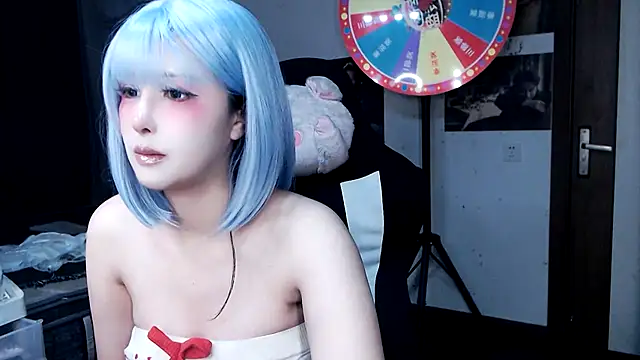 Snapshot of candy_cola chatting on February 19, 2025, 6:44 am candy cola online show from February 19, 2025, 6:44 am