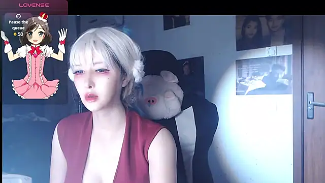 Snapshot of candy_cola chatting on October 2, 2025, 1:47 pm candy cola online show from October 2, 2025, 1:47 pm