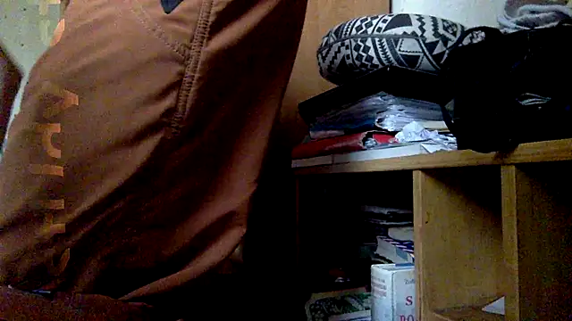 Snapshot of FireFox_Feel chatting on November 16, 2025, 11:59 am FireFox Feel online show from November 16, 2025, 11:59 am