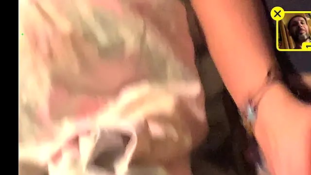 Snapshot of FireFox_Feel chatting on November 23, 2025, 9:47 pm FireFox Feel online show from November 23, 2025, 9:47 pm