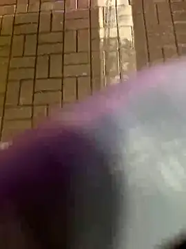 Snapshot of FireFox_Feel chatting on November 26, 2025, 5:13 pm FireFox Feel online show from November 26, 2025, 5:13 pm