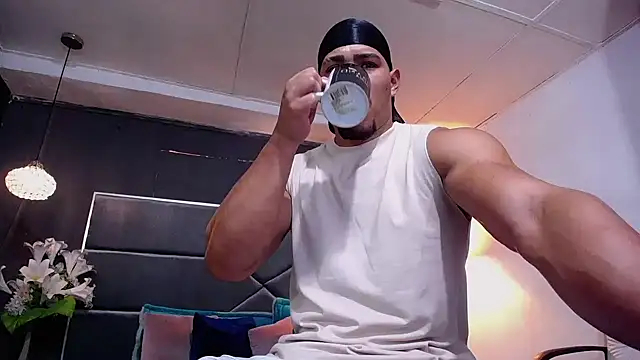 teddyfit19cm online show from November 15, 2025, 1:48 pm