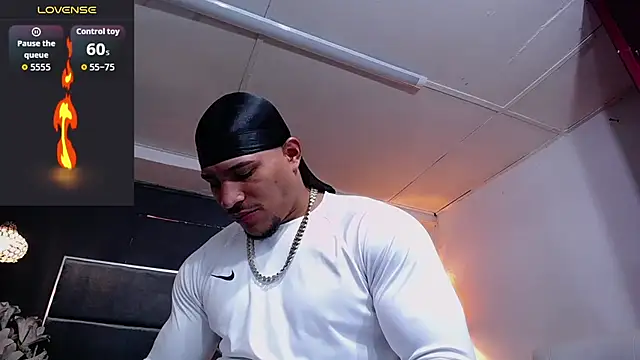 teddyfit19cm online show from December 1, 2025, 2:18 pm