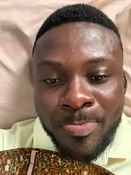 Snapshot of Khendren chatting on March 4, 2026, 8:22 am Khendren online show from March 4, 2026, 8:22 am