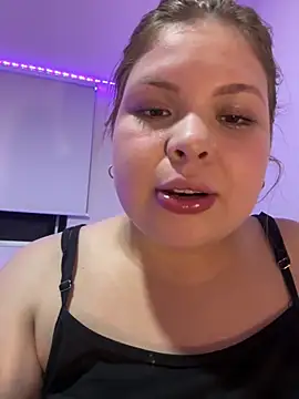 Snapshot of AshlyRouse chatting on February 22, 2025, 11:24 am AshlyRouse online show from February 22, 2025, 11:24 am