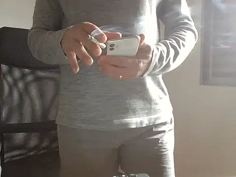 Snapshot of niceguyjr chatting on November 3, 2025, 10:41 am niceguyjr online show from November 3, 2025, 10:41 am