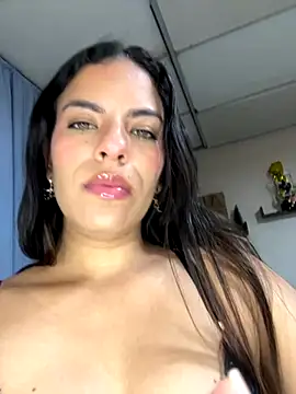 roman and jessie online show from December 4, 2025, 3:27 am