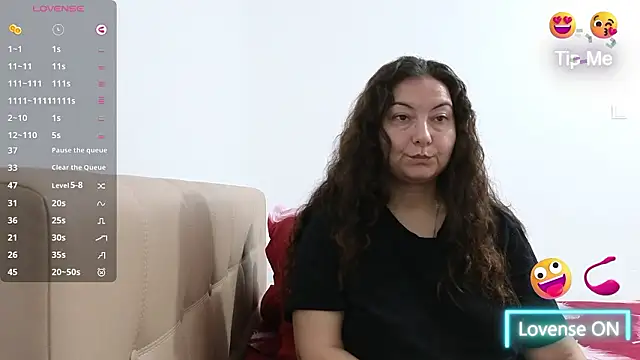 Snapshot of BBW_MILF_4U chatting on January 17, 2026, 11:25 am BBW MILF 4U online show from January 17, 2026, 11:25 am