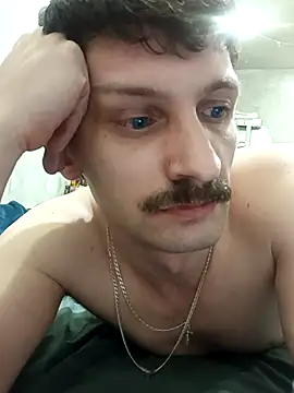 Snapshot of Krasav4ik4ik chatting on March 13, 2025, 7:17 pm Krasav4ik4ik online show from March 13, 2025, 7:17 pm