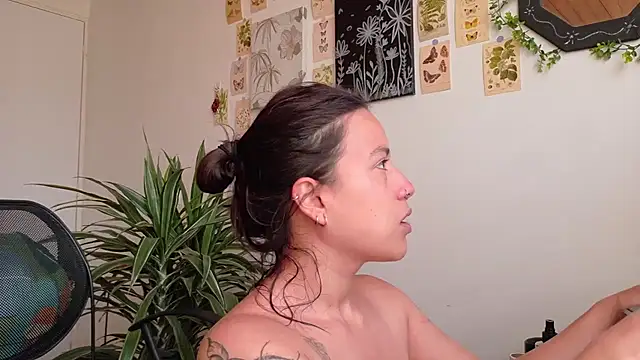 kinky rider online show from May 15, 2026, 2:26 pm