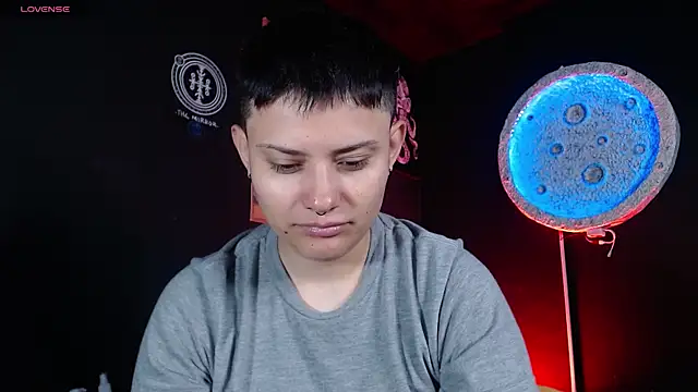 Snapshot of girl_intense444 chatting on July 17, 2026, 1:41 pm girl intense444 online show from July 17, 2026, 1:41 pm