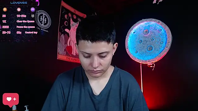 Snapshot of girl_intense444 chatting on July 21, 2026, 1:34 pm girl intense444 online show from July 21, 2026, 1:34 pm