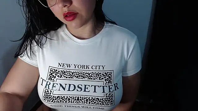 Snapshot of lizbodu chatting on October 13, 2025, 12:23 am lizbodu online show from October 13, 2025, 12:23 am