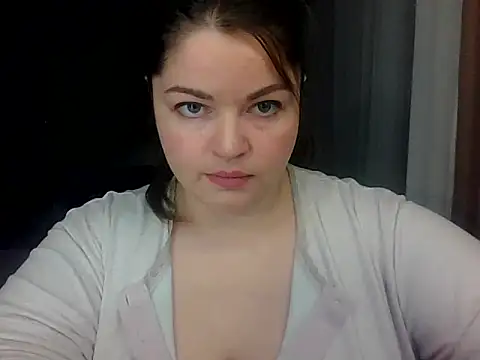 Snapshot of cute__cherry chatting on February 11, 2026, 4:18 pm cute cherry online show from February 11, 2026, 4:18 pm