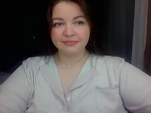 Snapshot of cute__cherry chatting on February 25, 2026, 9:47 pm cute cherry online show from February 25, 2026, 9:47 pm