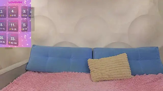 Lady Murenza online show from December 18, 2025, 7:29 pm