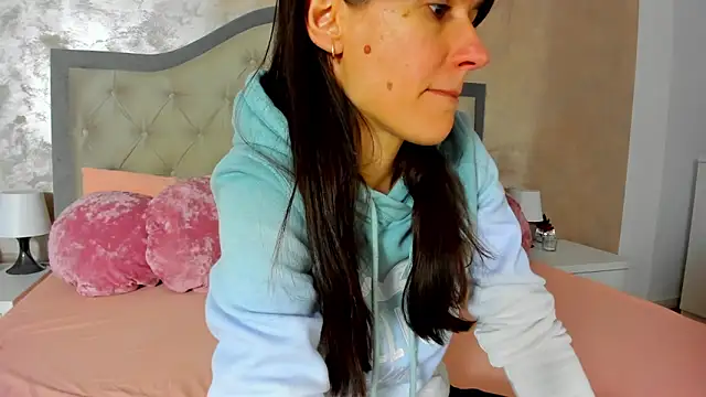 Snapshot of JennaMyers chatting on May 1, 2026, 7:41 pm JennaMyers online show from May 1, 2026, 7:41 pm