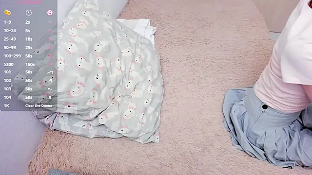 loliwoods online show from September 24, 2025, 4:35 pm