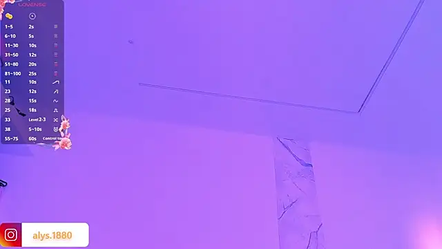 alysson 18 online show from November 20, 2025, 1:12 pm